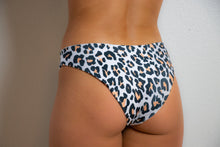 BERMUDA - White/Leopard